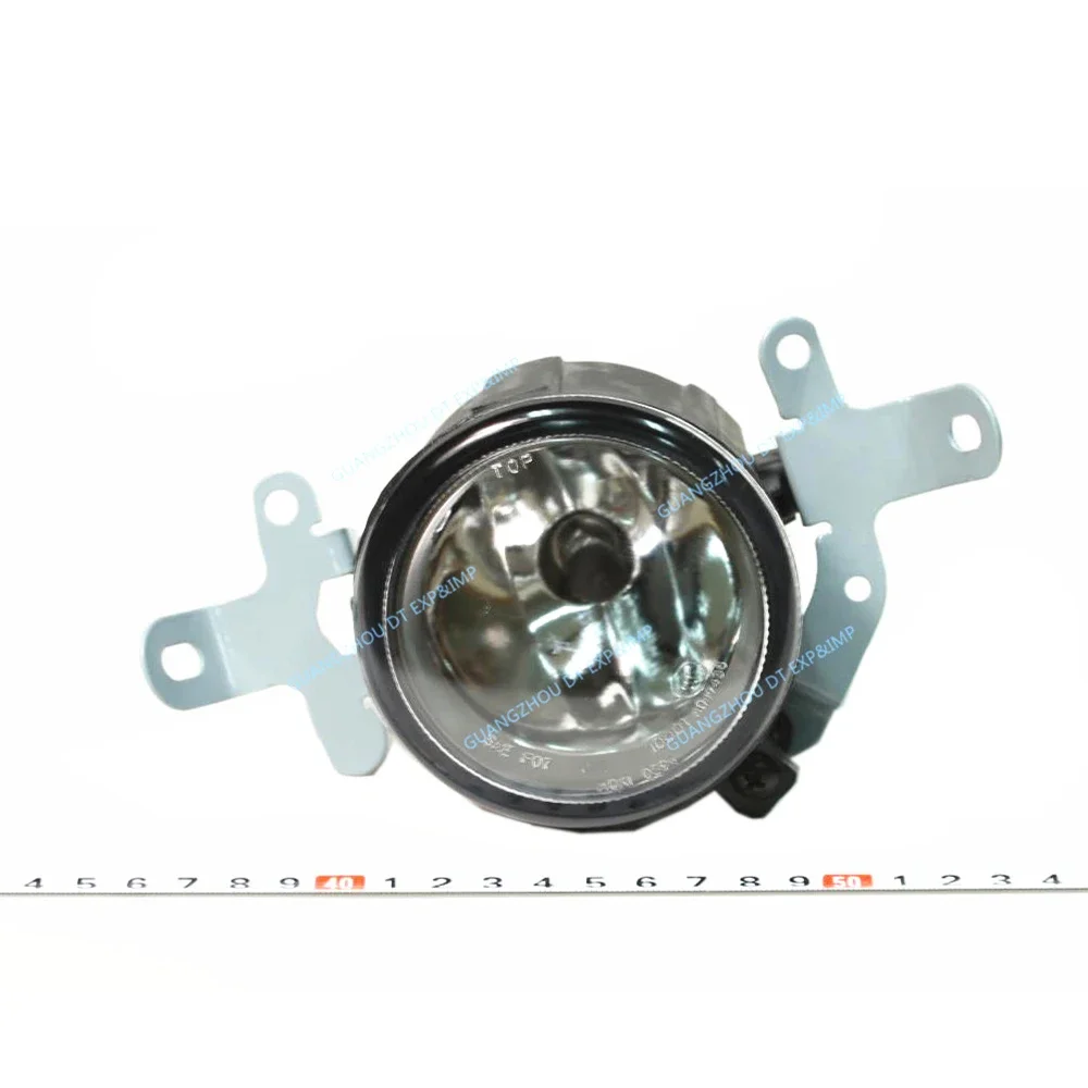 1 Piece 2007-2011 Fog Lamp for Pajero V93 Fog Lamps with Bulb for Montero V93 Fog Lights Steel Support Not Same As V97 V98 V87