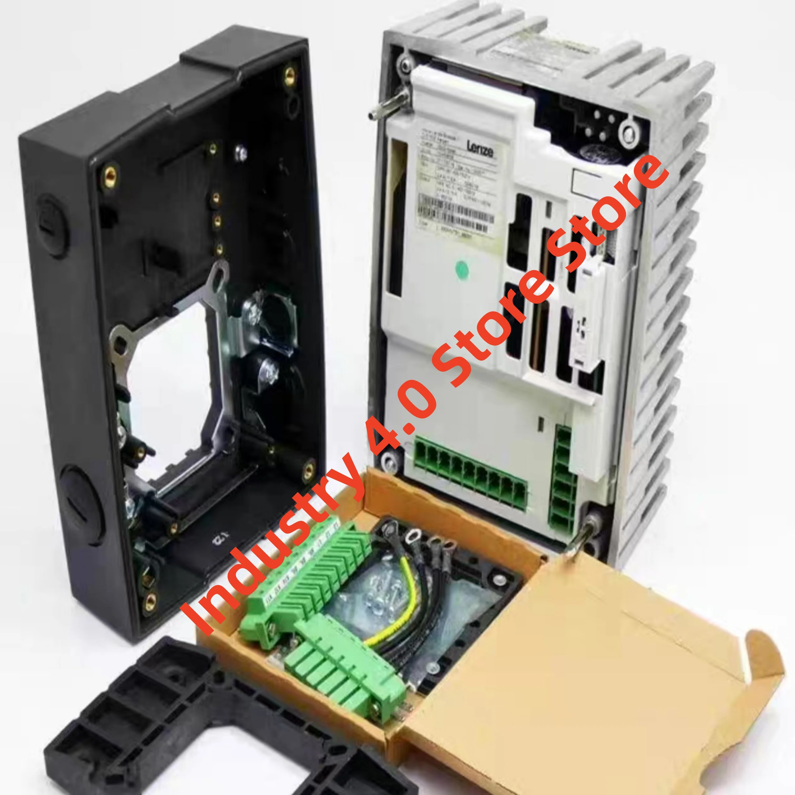 Nuevo E82MV552-4B001 convertidor de frecuencia original E82MV552-4B151