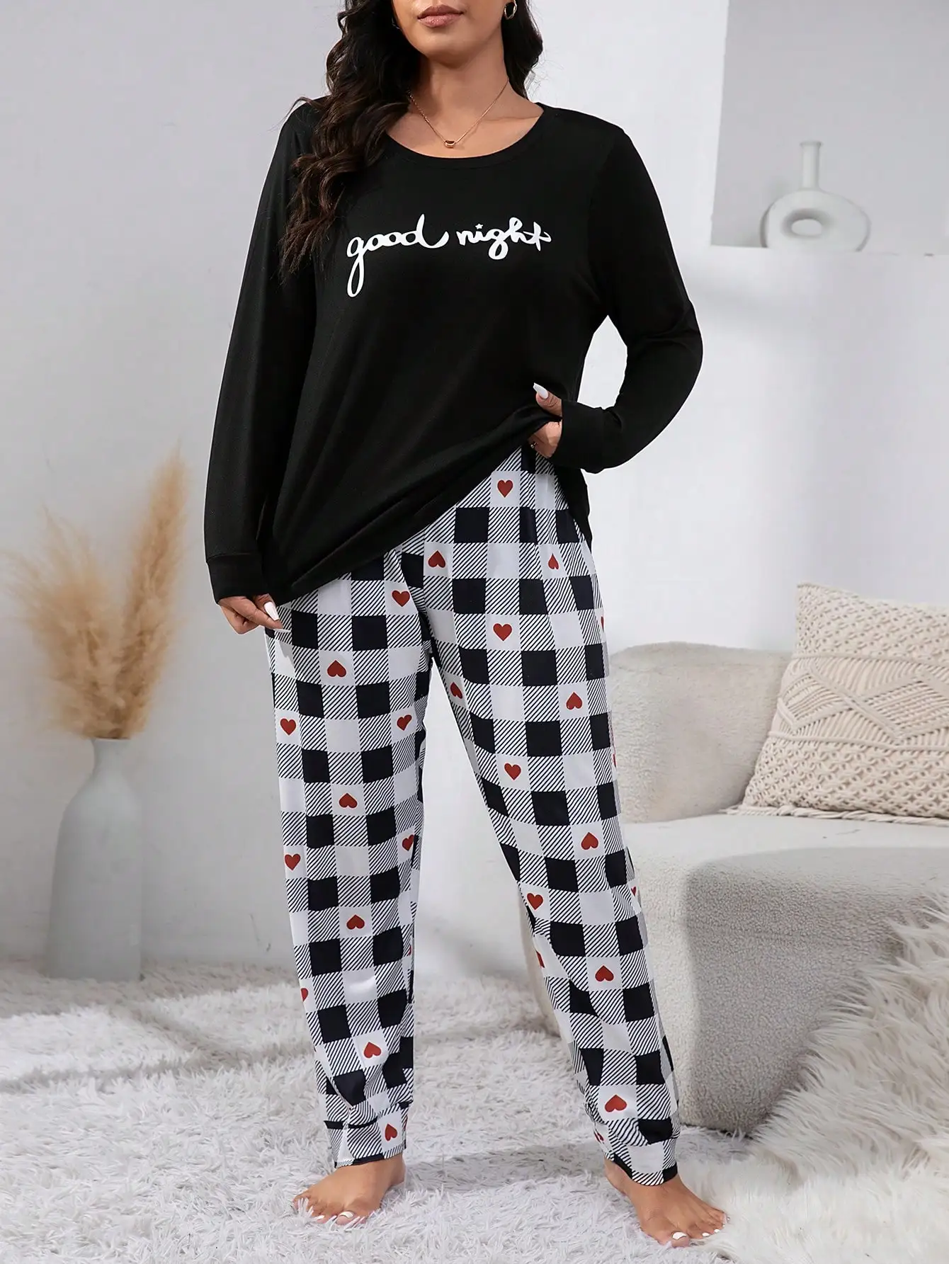 Plus Size Comfortable Women\'s Pajama Set with Letter Print Top and Checkered Heart Pattern Pants Soft Cotton Loungewear