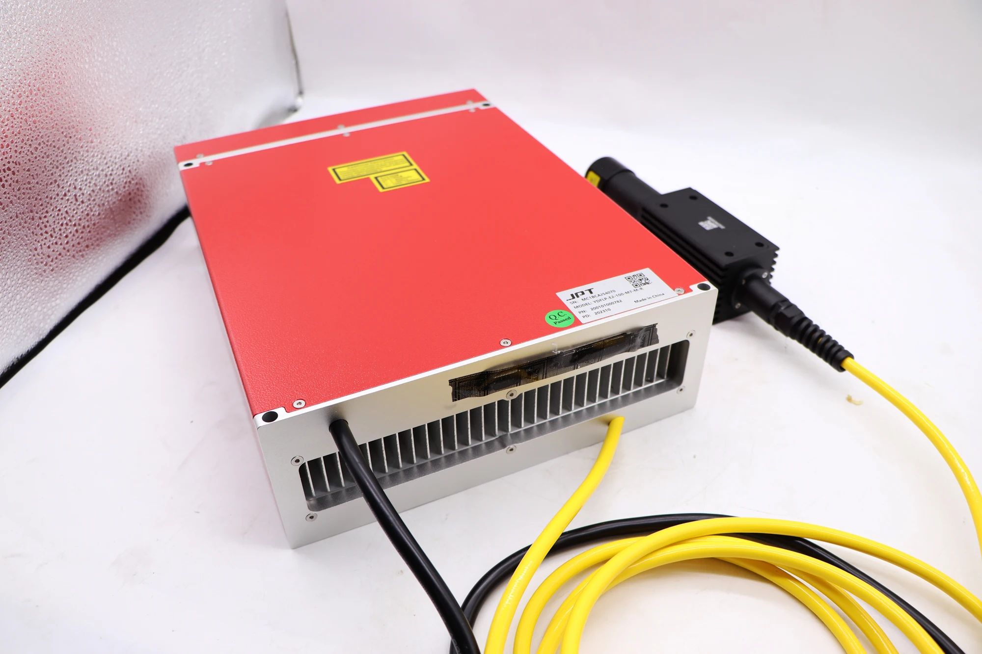 Original JPT Brand MOPA M7-E2 Series 20W 30W 60W 100W MOPA Fiber Laser Source Module GQM 1064nm High Quality For Marking Cutting