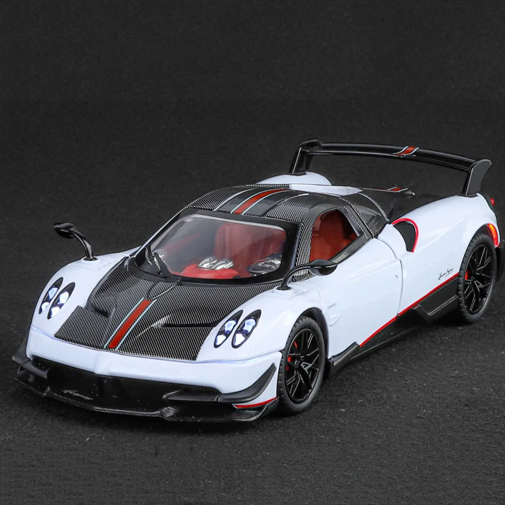 1:24 Schaal Auto Speelgoed Pagani Huayra Spray Versie Modellen Legering Diecast Sportwagens Geluid Licht Deuren Geopend Trek voor Jongen Geschenken