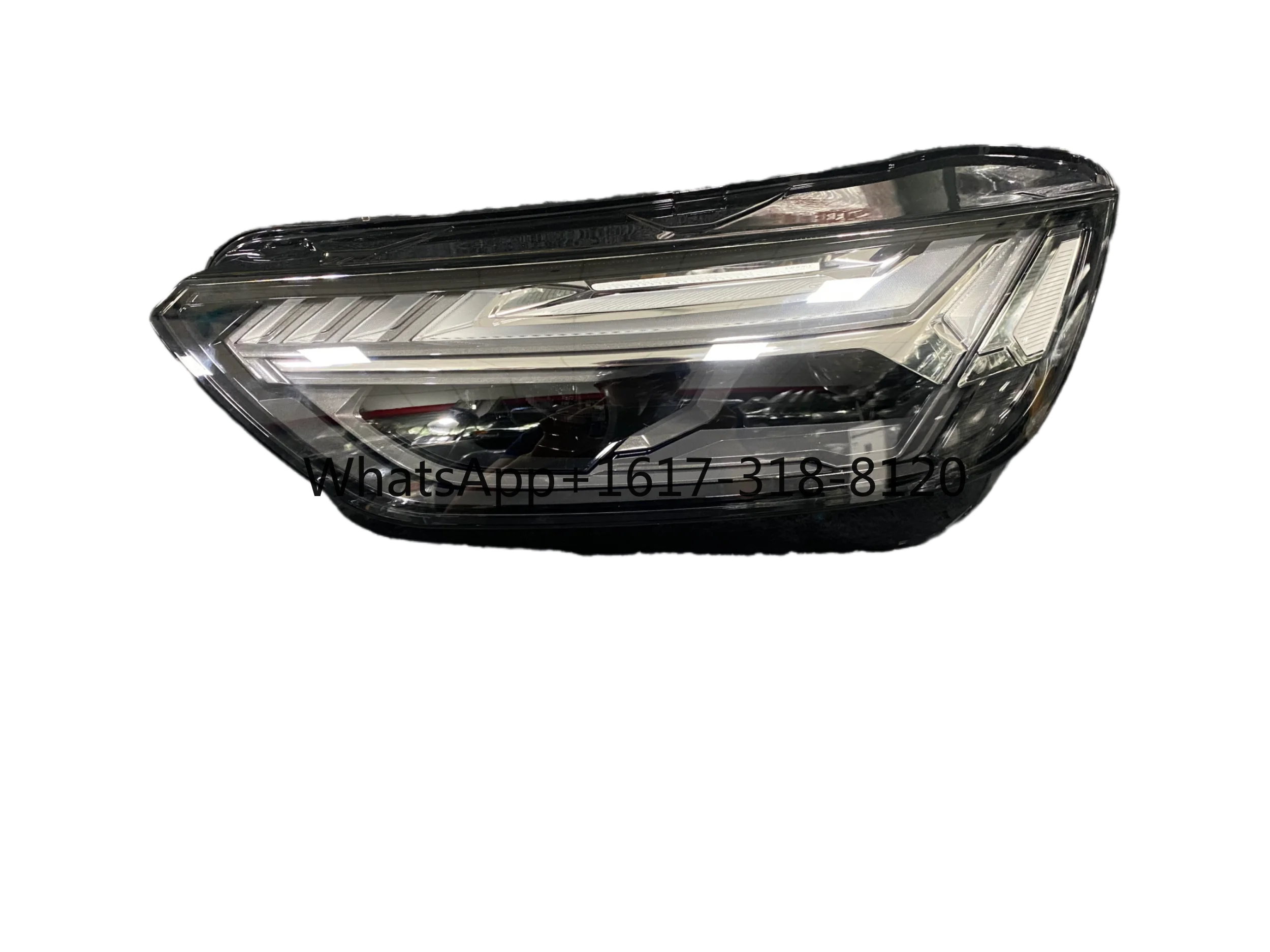 

Для 2020-2023 Aud i Q5 матричные фары оригинальные светодиодные