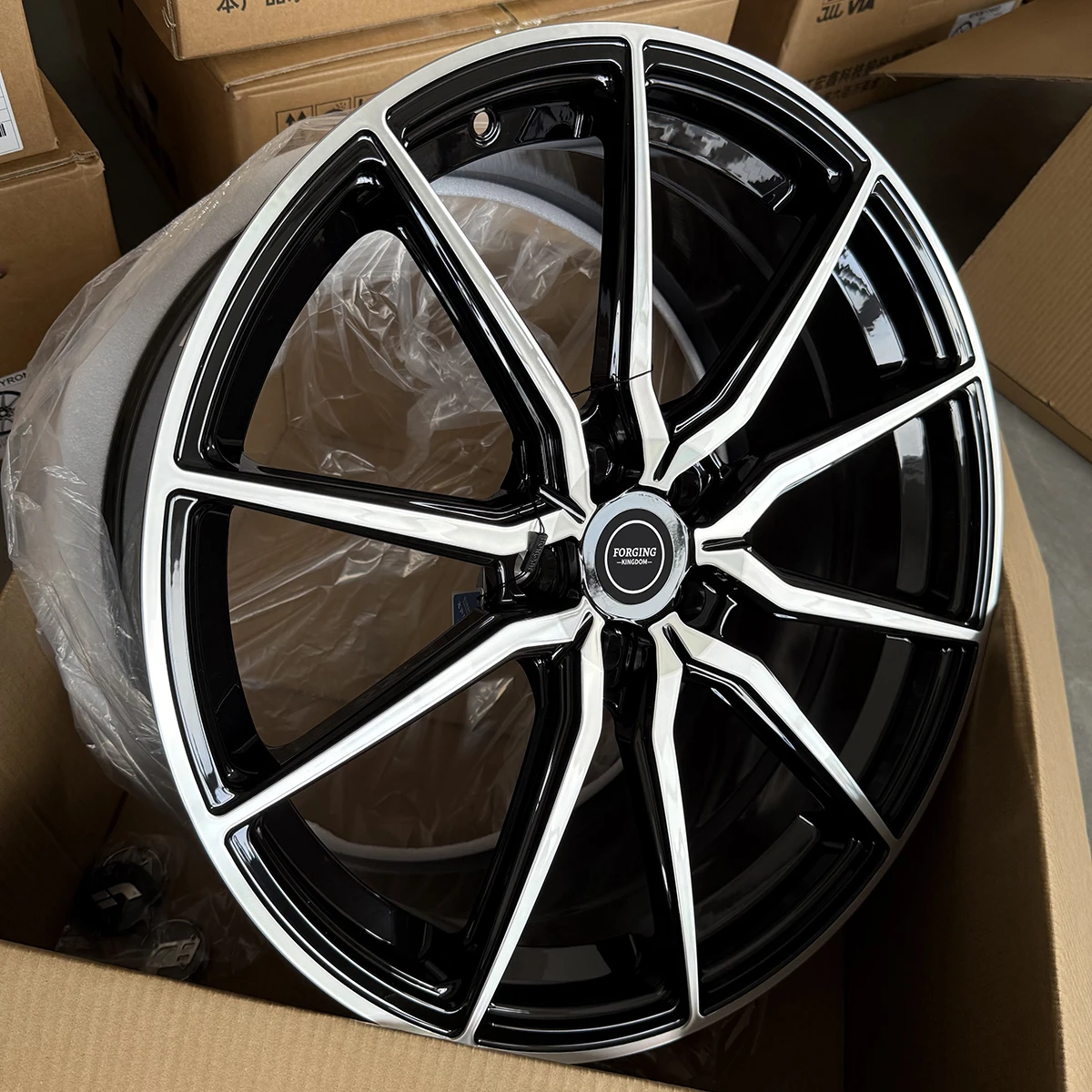 Xianglun Custom Forged Multi-Fit Passenger Car Wheels 20 22 23 24 26 Pulgadas with 5*112 5*114.3 5*120 Aluminium Alloy