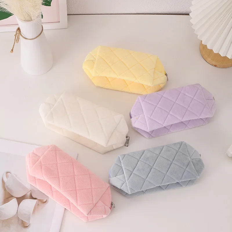 Small Cosmetic Bag Soft Plush Makeup Organizer Pouch Kawaii Pencil Case Bags Travel Coin Purse Household Storage case