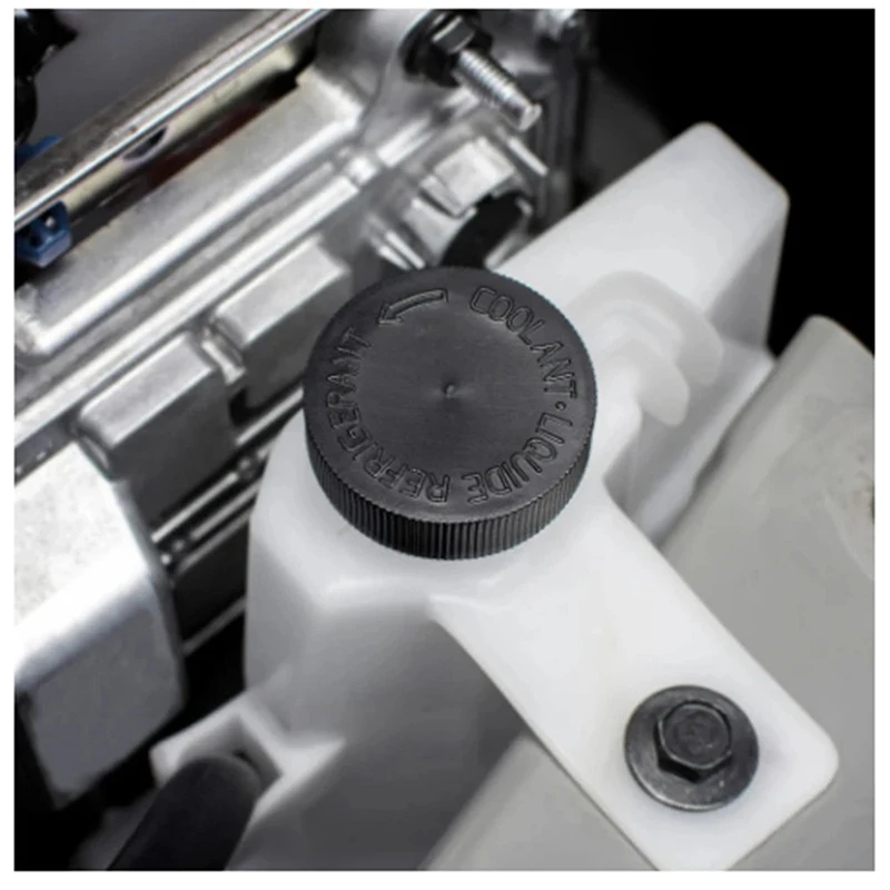 Car Cover Coolant Reserve Bottle Cap Coolant Expansion Tank Radiator Overflow For Nissan Patrol GU Y61 For Navara D22 D21 200SX