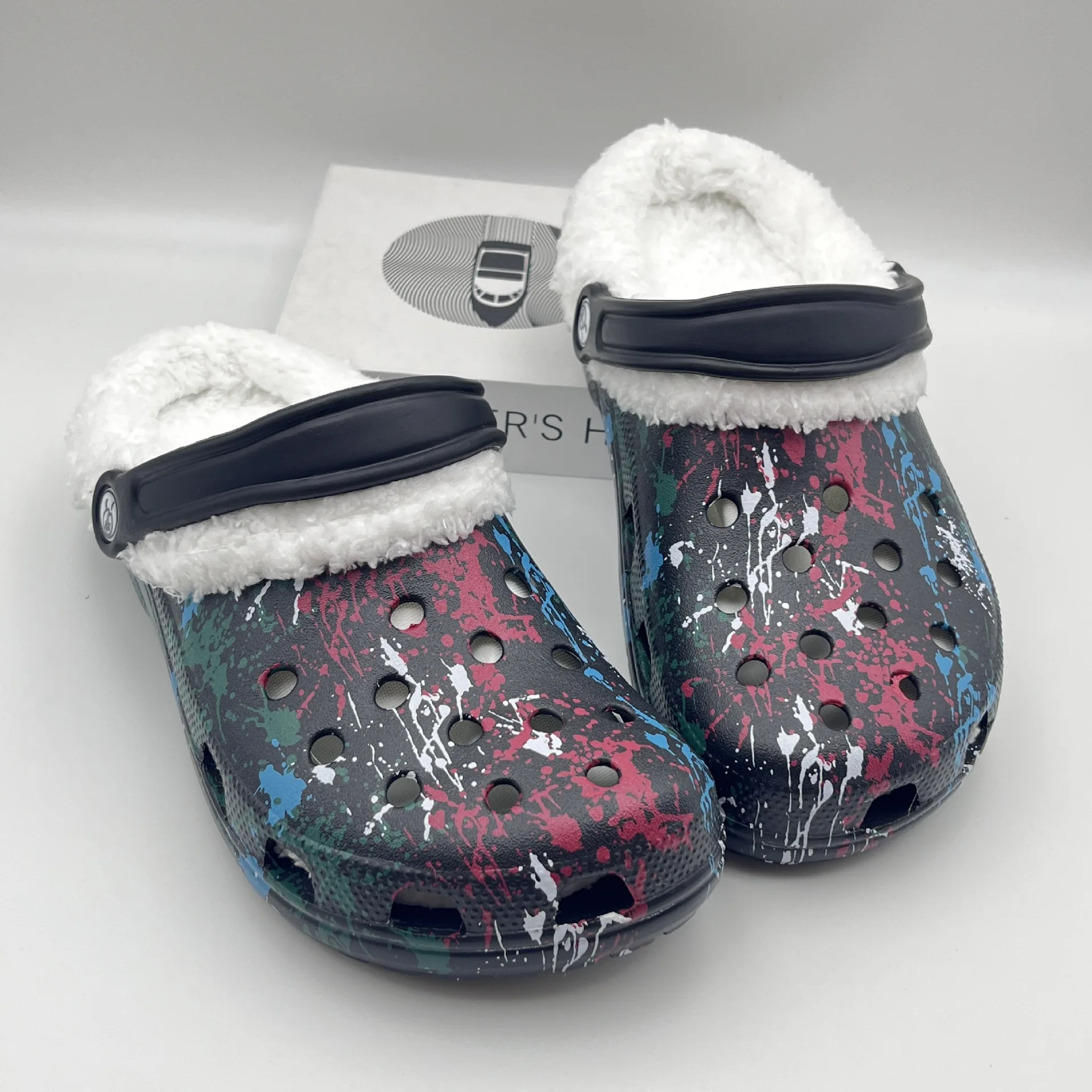 winter velvet new star hole shoes flat men wear comfortable stepping on shit feeling non-slip soft bottom bag head slipperswomen view 3