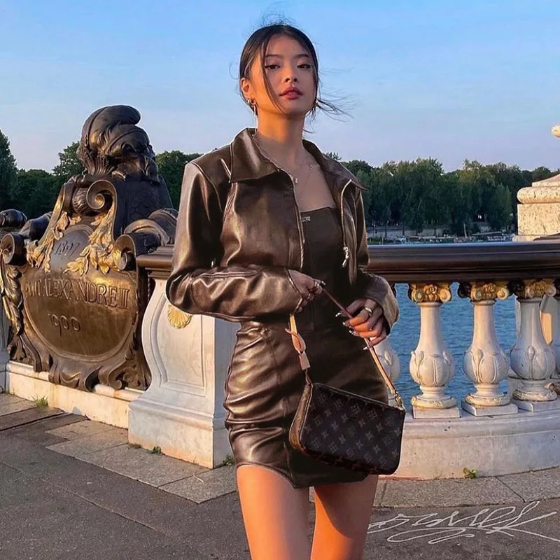 Street style fashion trend two-piece suit 2022 autumn new cardigan jacket leather street fashion sexy tube top dress suit women