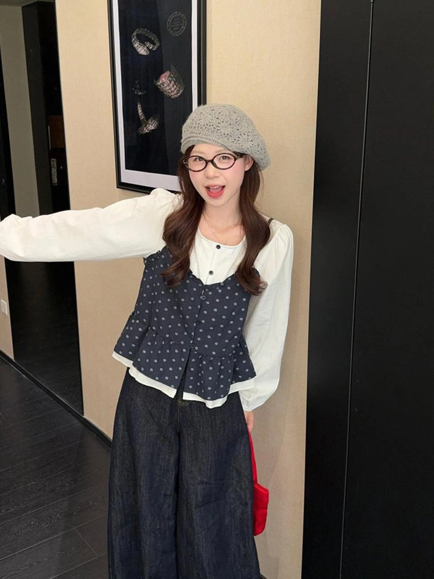 

Spring 2026 Faionable Polka Dot Long Sve round Ne Blouse Women's Top Versatile Strap Design French Sle Loose Fit irt