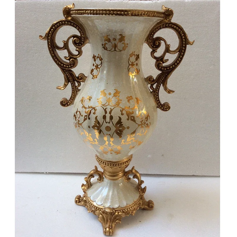 European-style Vintage Large Trophy Vase White Table Decoration Vase Decoration in Hotel Lobby