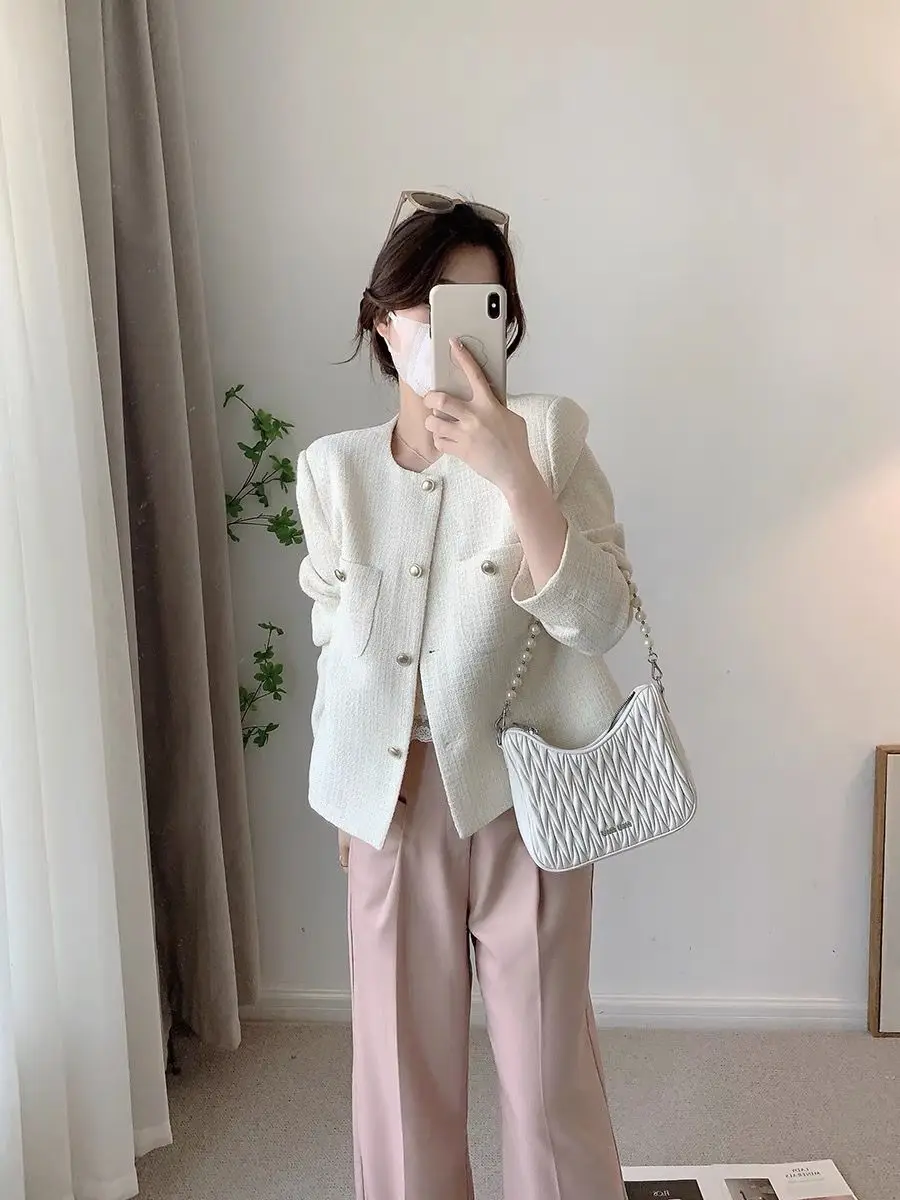 

2025 Spring And Autumn New White Short Single Breasted Coat For Women Loose And Sweet Round Neck Top