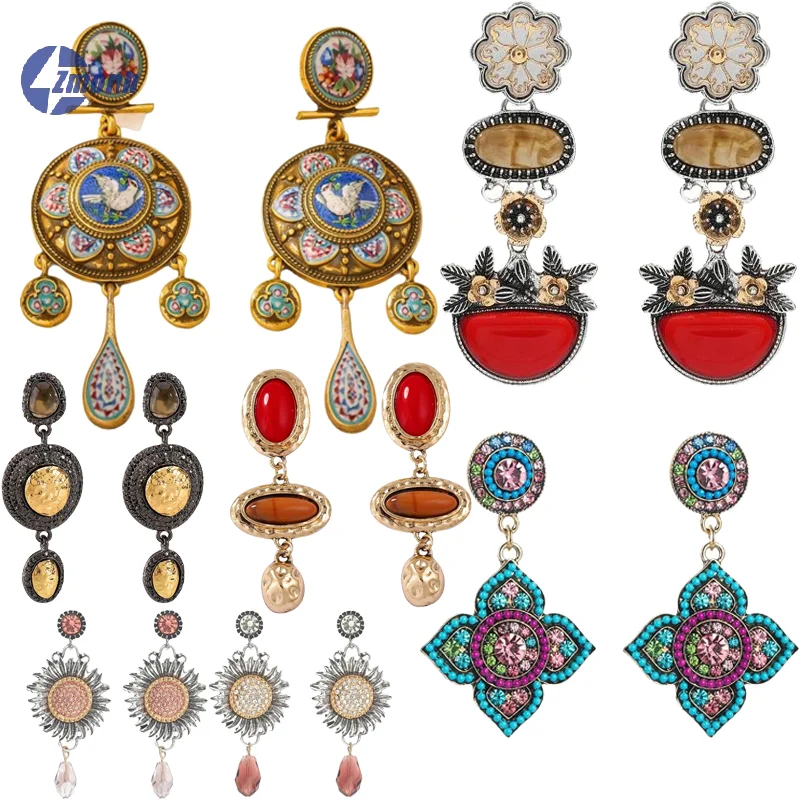 New！Retro Court-Style Rattle Earrings Medieval Ethnic Vintage Stud Earring For Women Party Ornate Design Ear Jewelry Gifts
