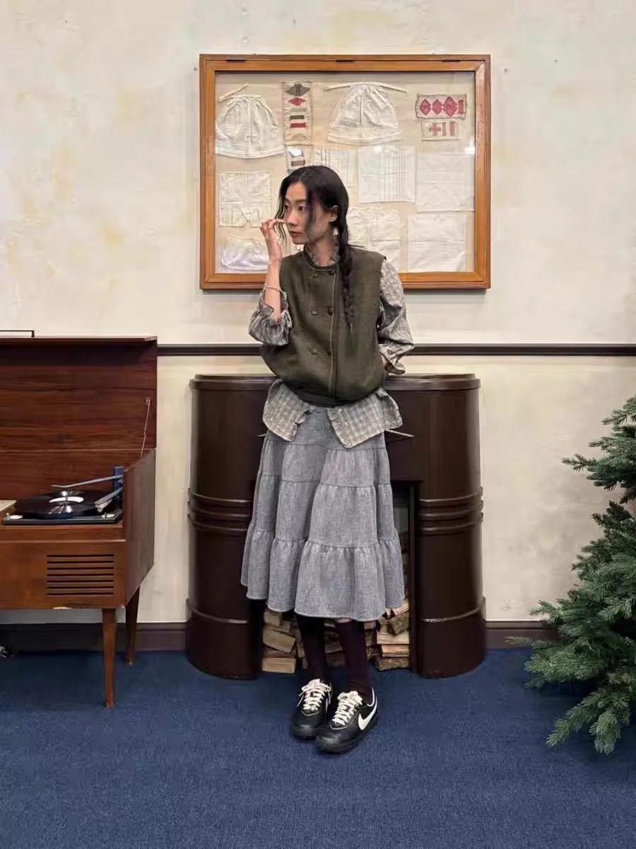 Saia Midi E de Cintura Alta Estilo Vintage para Mulheres em Fibra de Poliéster para Uso Diário e Ocasiões Urbanas