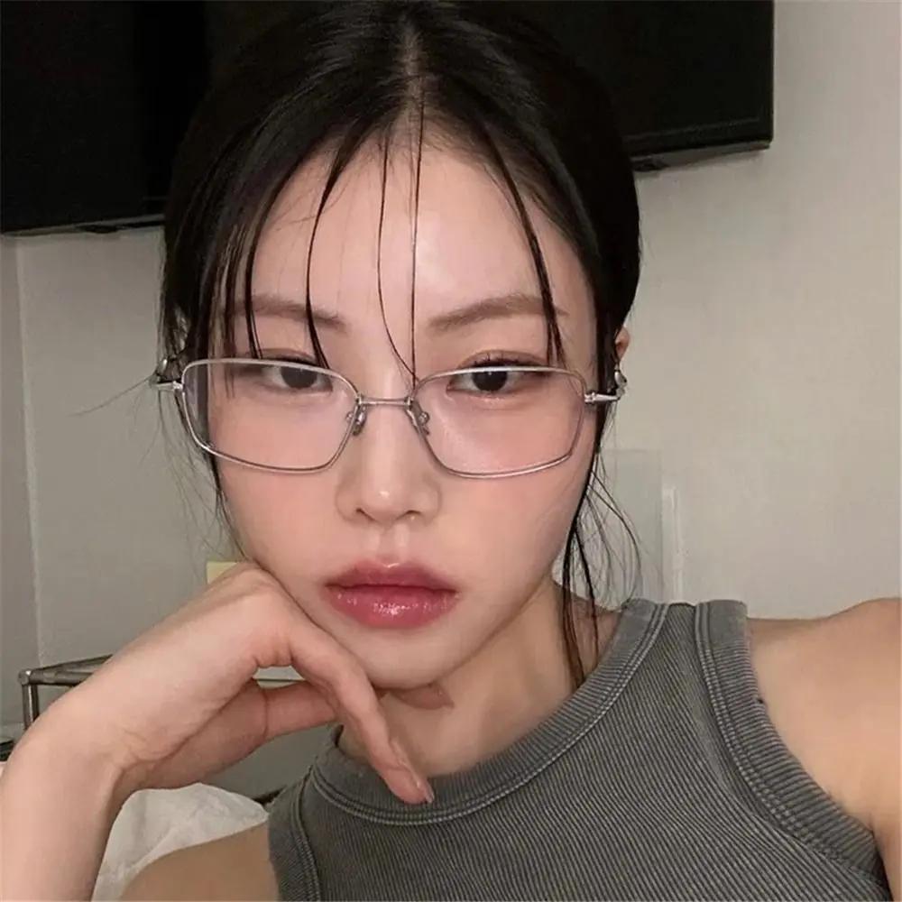 نظارات شمسية بإطار ضيق عتيق غير منتظم مضادة للضوء الأزرق مع إطار معدني نظارات شمسية مربعة صغيرة