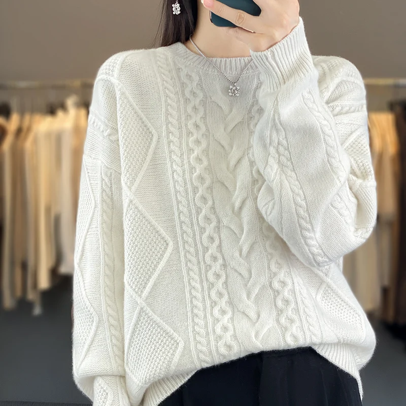 Enlarged And Thickened Merino Wool Sweater Women\'s Round Neck Autumn Winter New Long Sleeved New Cashmere Knit Pullover Top