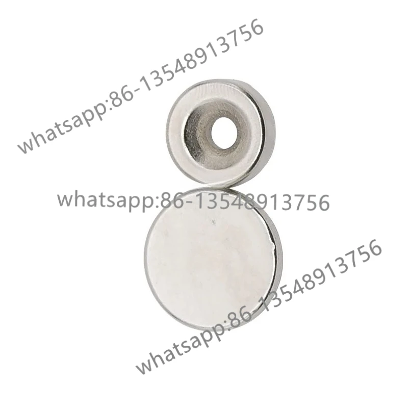 Walkie-talkie, car radio, magnetic disk for fixing the hand, one magnetic buckle 3M glue each, and car platform hand accessories
