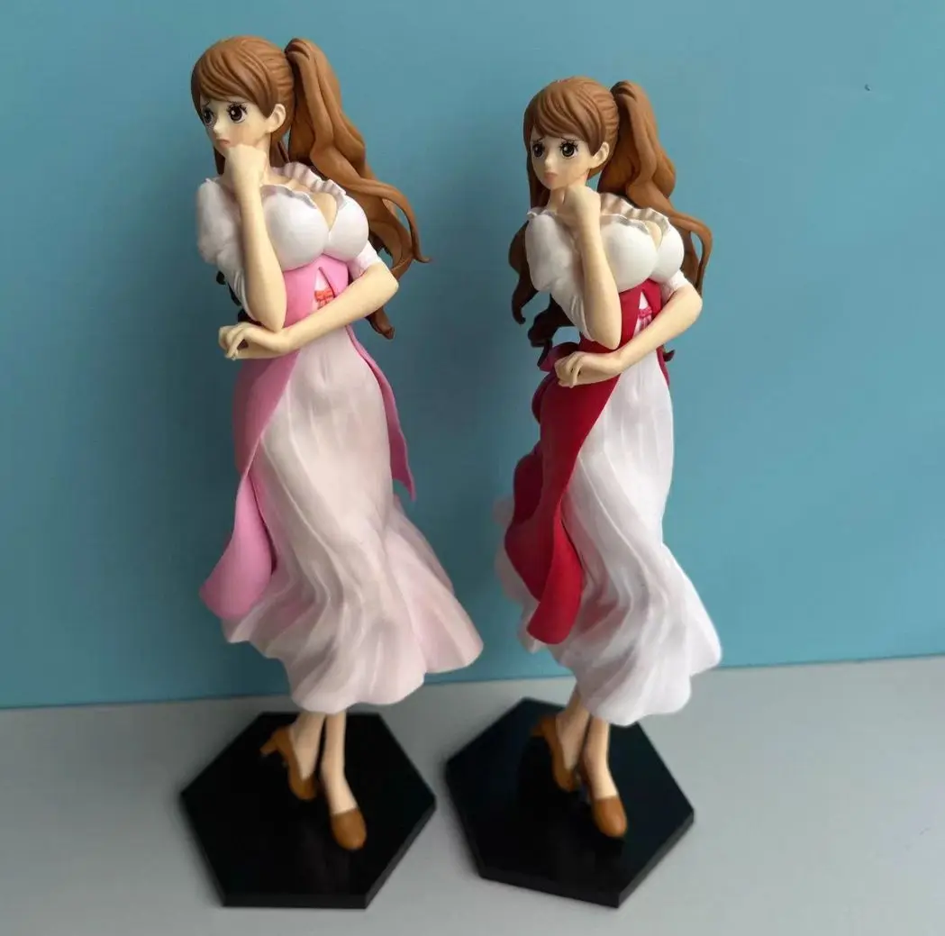 재고 있음 반다이 오리지널 애니메이션 원피스 샬롯 푸딩 액션 피규어 모델 장식 소년 수집 장난감 생일 크리스마스 선물