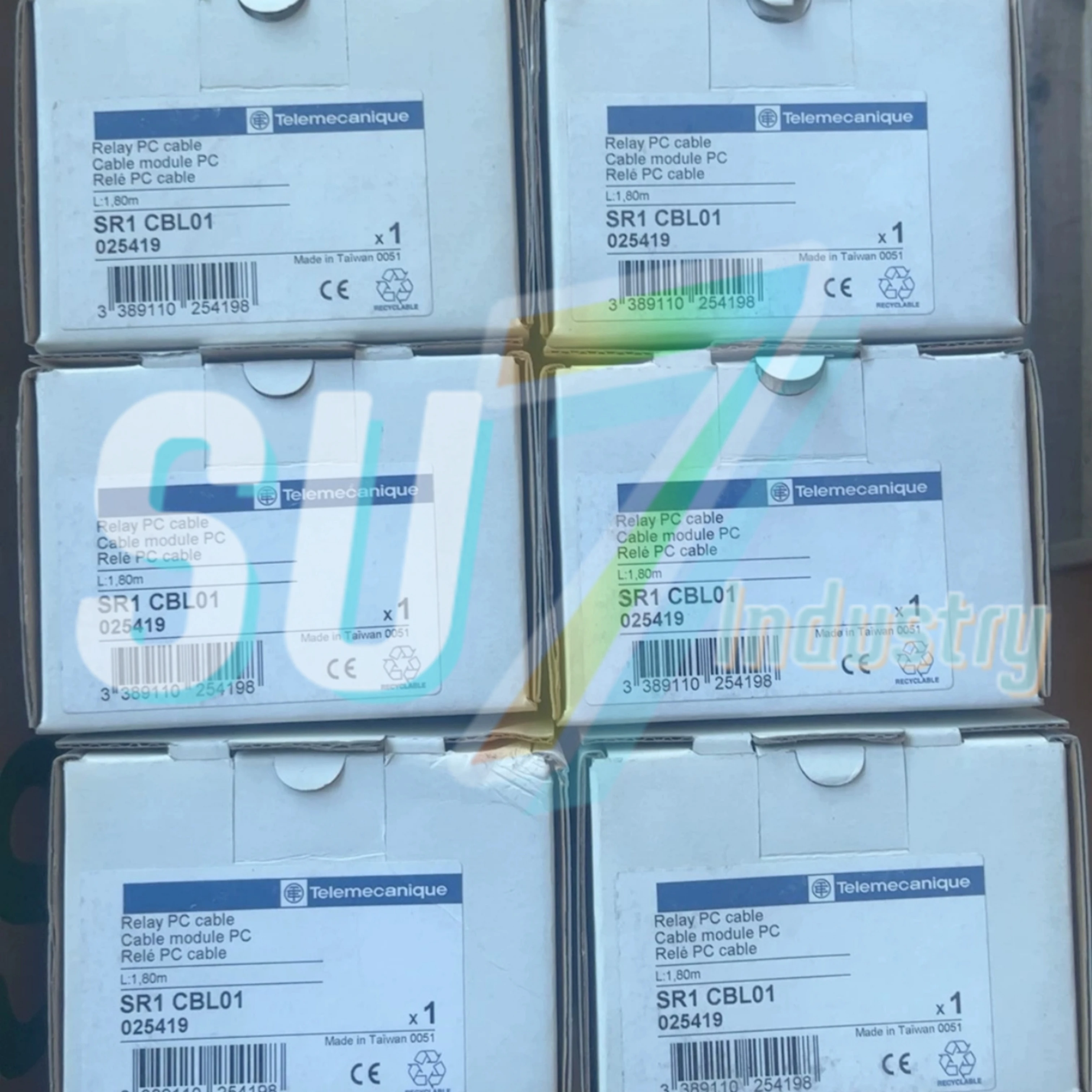 كابل قابل للبرمجة جديد وأصلي SR1CBL01 SR2USB01