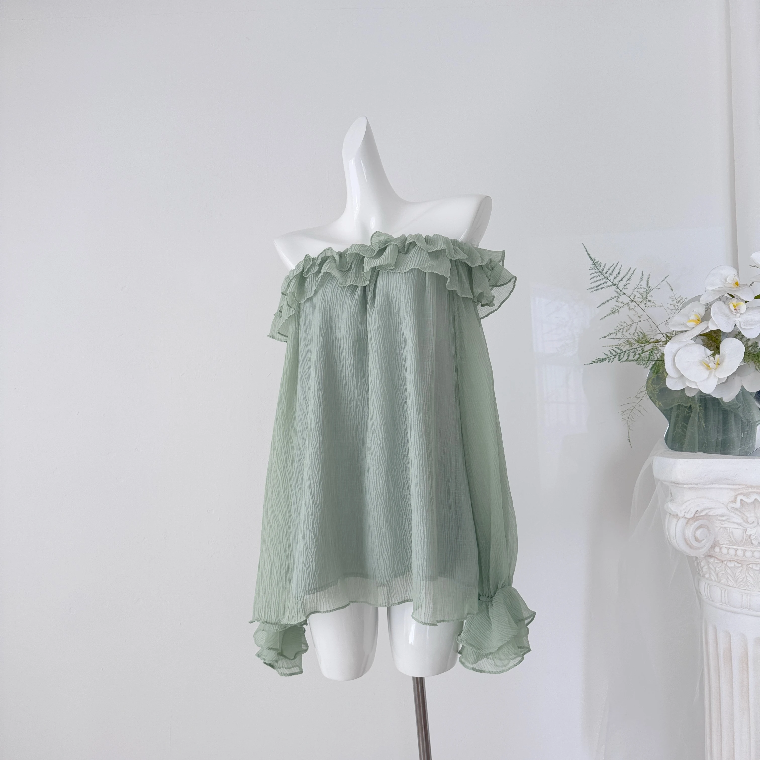 Women's Summer Autumn Elegant Ruffled Slash Neck Long Sleeve Blouse Lady Streetwear Solid Color Off Shoulder Loose Shirt Top