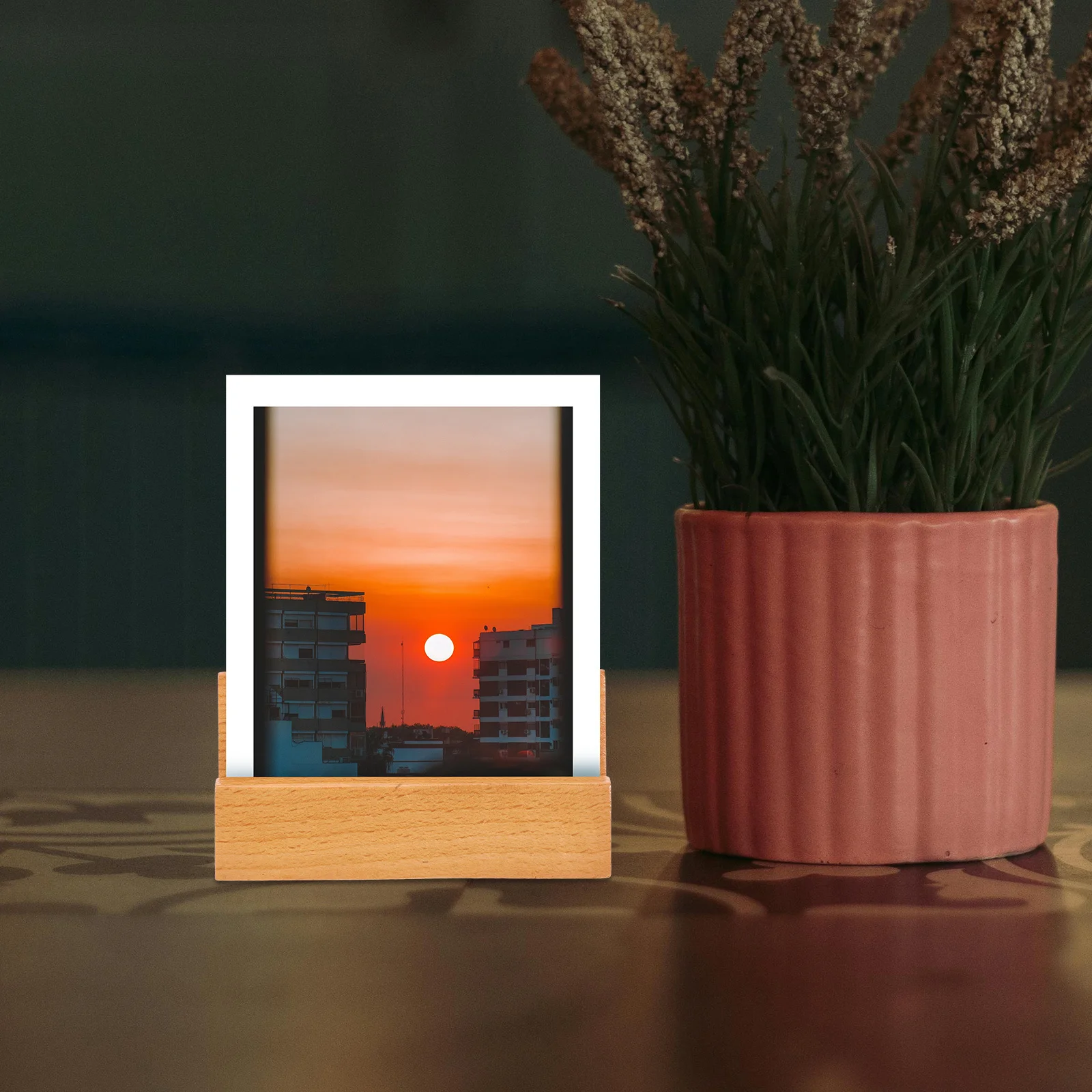 

1pc Wooden Phone Card Stand Dual Slot Calendar Holder For Cellphone Tabletop Display Base Mobile Phone Stand Wood Table Number