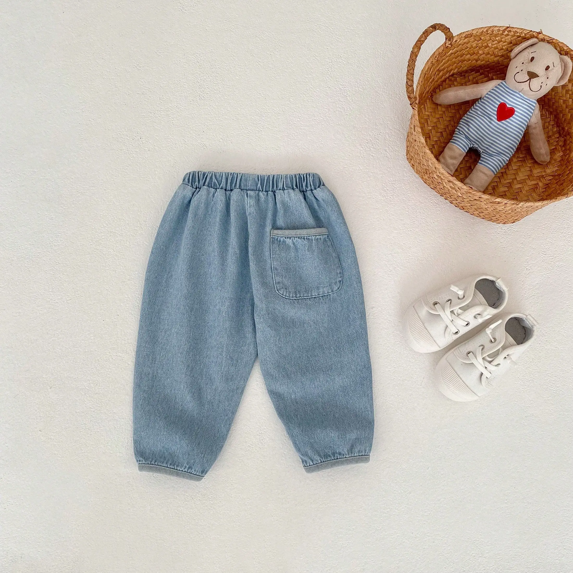 Spring and Autumn Baby Pants, Cute Boys and Girls Baby Jeans Versatile Pants, Denim Fashion Carrot Pants Unisex