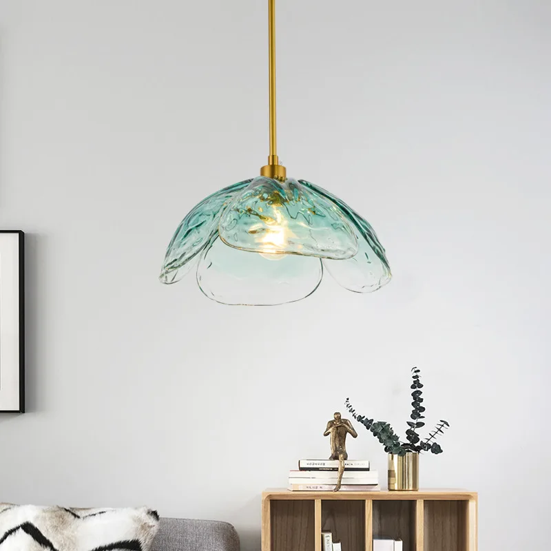 Petal-shaped Glass Pendent Lamp, Modern Minimalist Design Indoor Lighting Suitable for Dining Room Bedroom Study Bedside