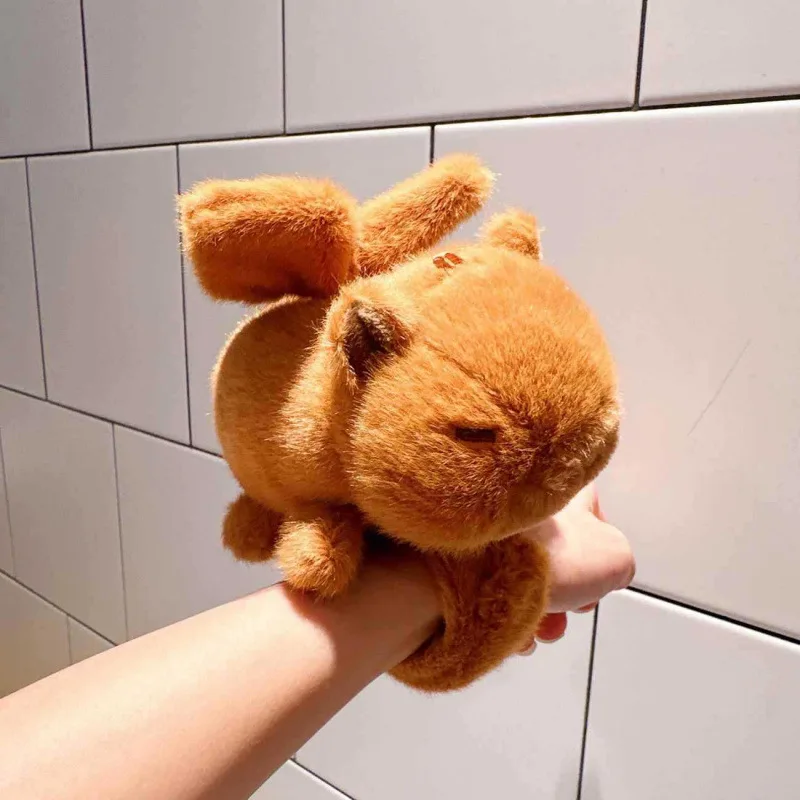 Creative Capybara Snap Circle with Wings Vibrating Doll Aquarium Dolphin Plush Doll Cute Clap Circle Bracelet Dolls