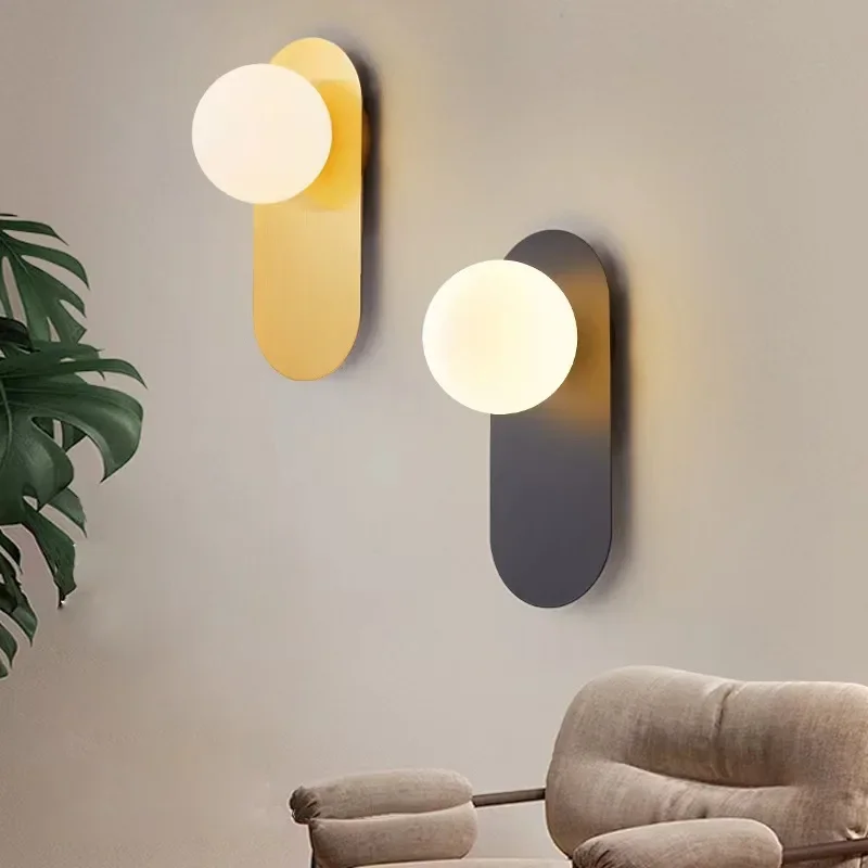 White Black Vanity Lamp, Acrylic Ball Wall Lamp with Spherical Lampshade, Corridor Lamp, Modern Wall Lamp Suitable for Bedside