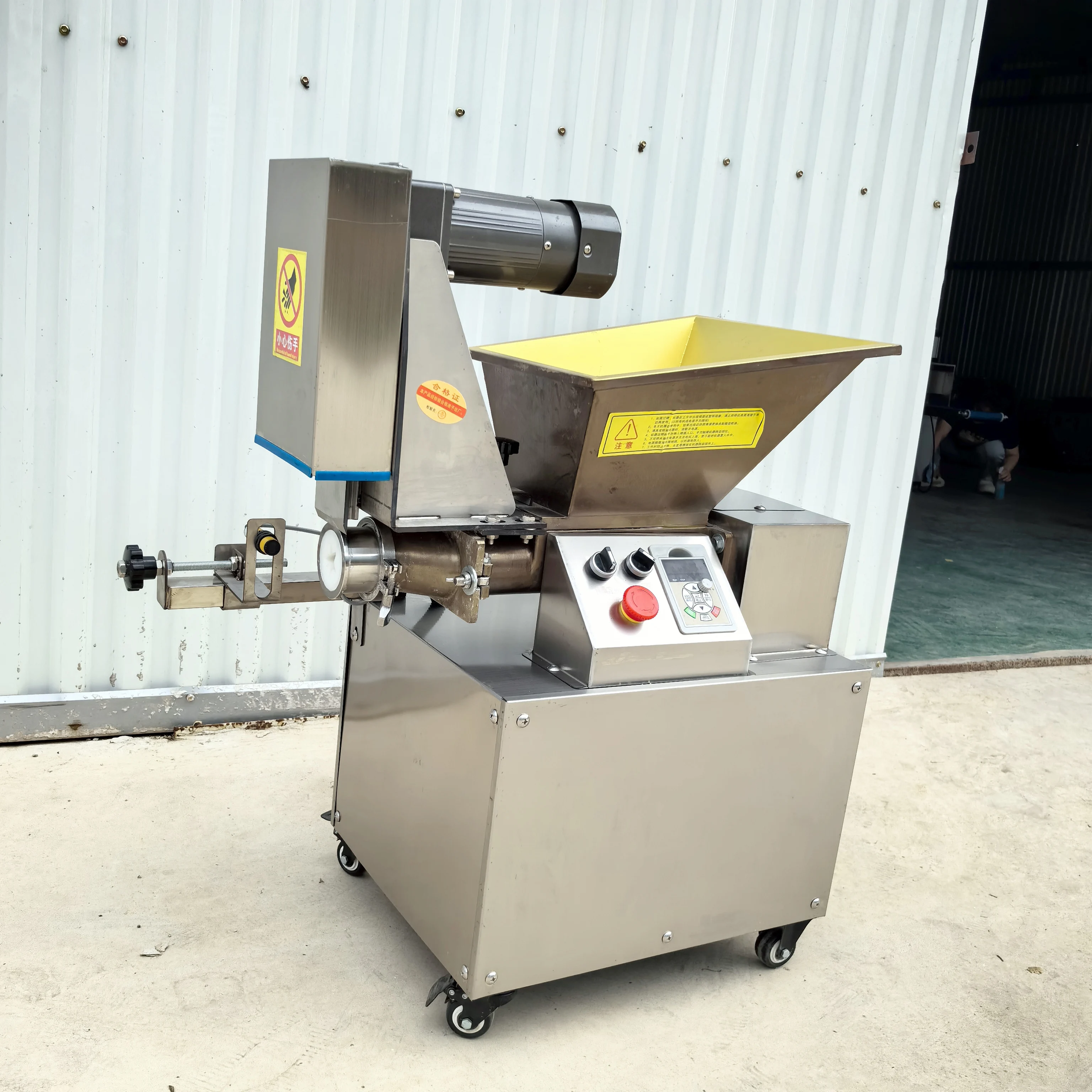 

Commercial Electric Dough Separator Adjustable Weight For Bread Production Dough Cutting Machine