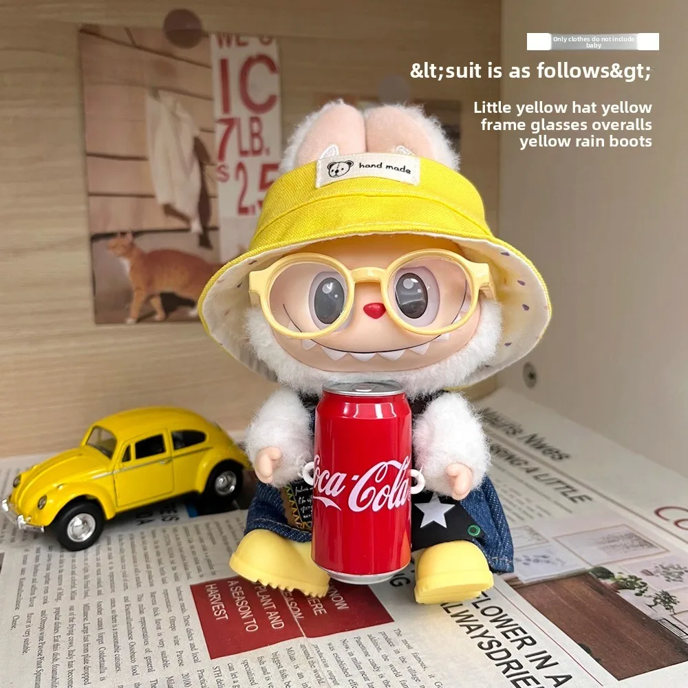 

Только кукольная одежда: серия Cola 2. Сидячие наряды Labubu, одежда, специальный встрях-сюрприз, рыбацкая шляпа, комбинезон, модный.