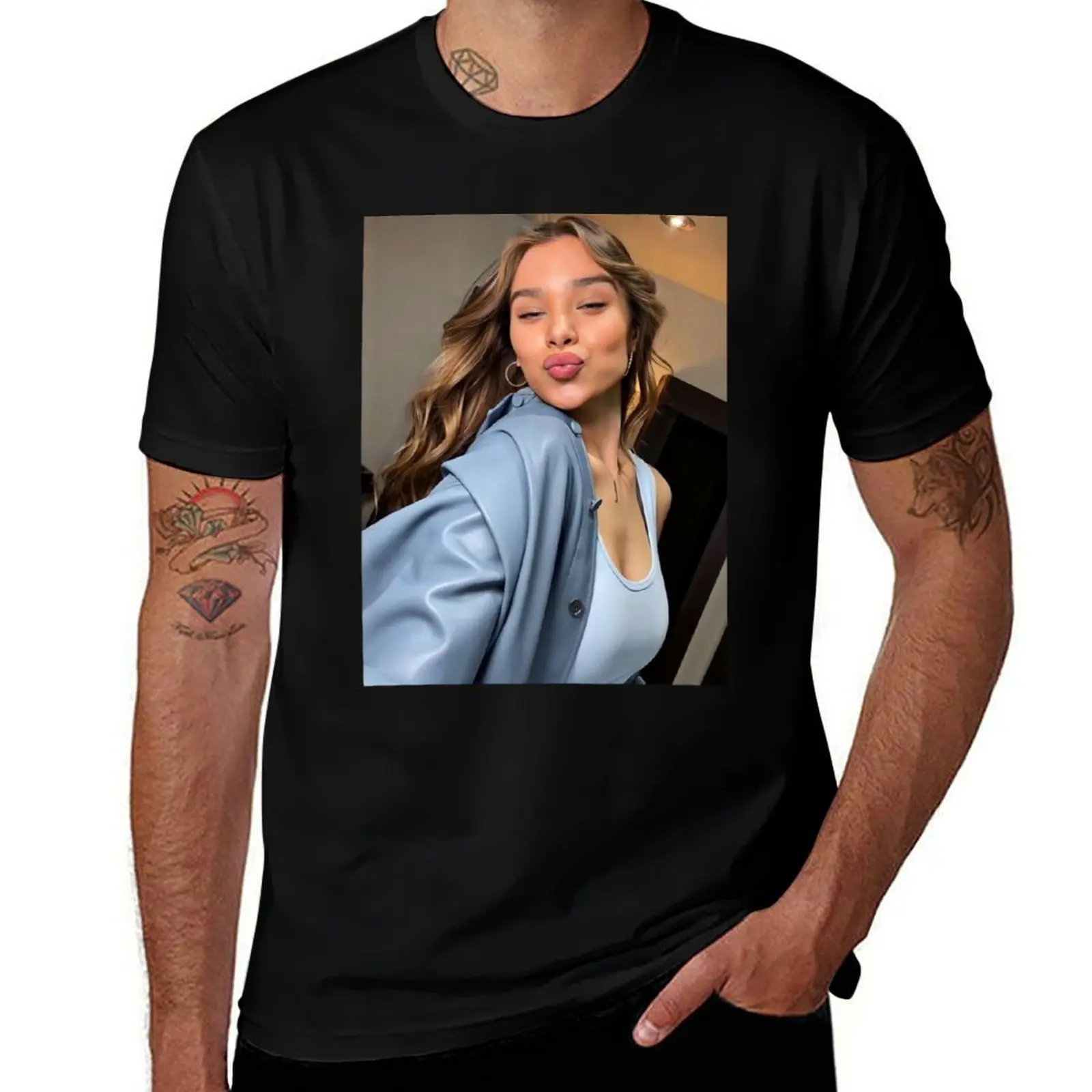 Hailee Steinfeld , Gift For Boyfriend ,Hailee Steinfeld Lover Poste T-Shirt Work Utility Casual Tee Shirt T-Shirt