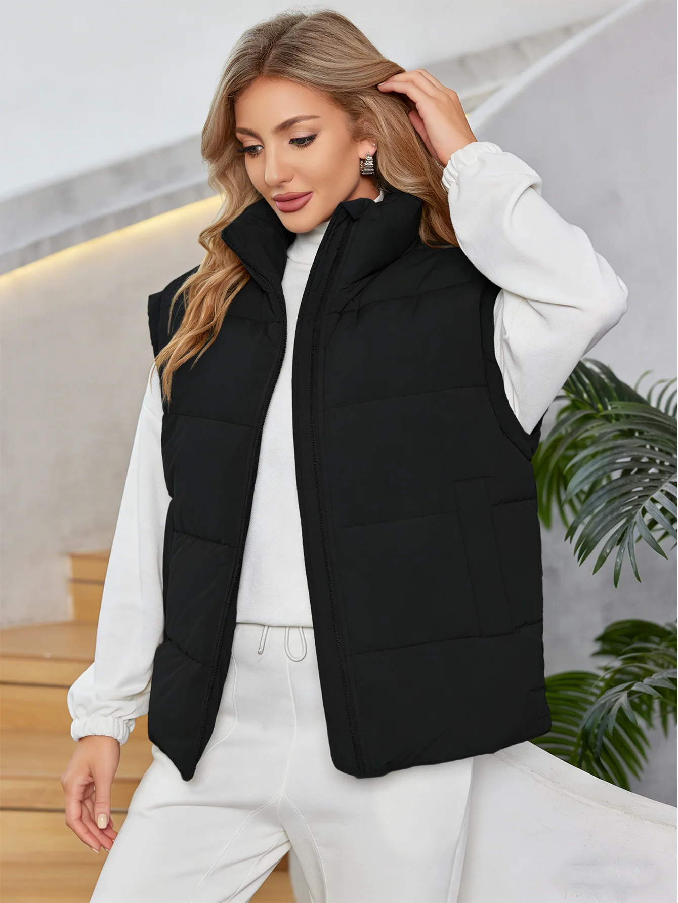 콘시소 여성 오버사이즈 아우터 패딩 조끼 스탠드 칼라 재킷 풀 지퍼 슬리브리스 버블 패딩 조끼 퀼팅 패딩 따뜻한 코트