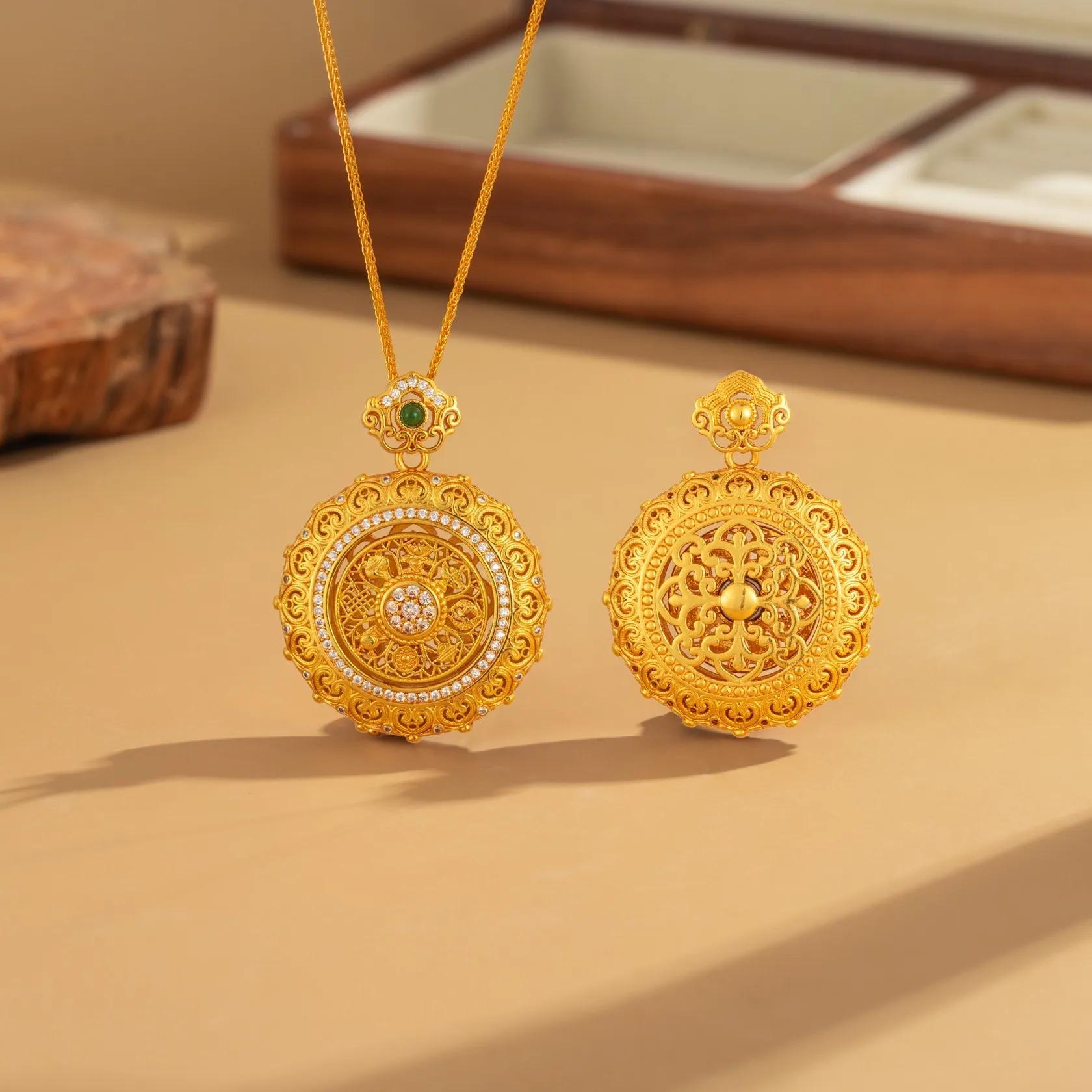 Luxury 24K 9999 Pure Gold real gold Women's Diamond Flower Ruyi Eight Treasure Compasses Pendant Necklace