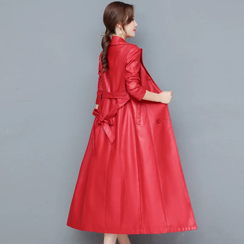 2025 Moda X-lunga Giacca di pelle Cappotto streetwear da donna Autunno Inverno Telai PU Giacca a vento M-7XL Addensare Collo di pelliccia Cappotto