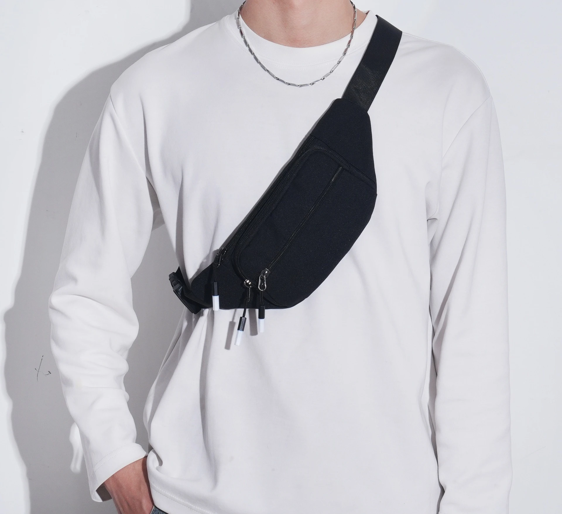 New Fashionable Men's Crossbody Bag, Casual Outdoor Sports Men's and Women's Waist Bag, Multi-functional Large-capacity Chestbag