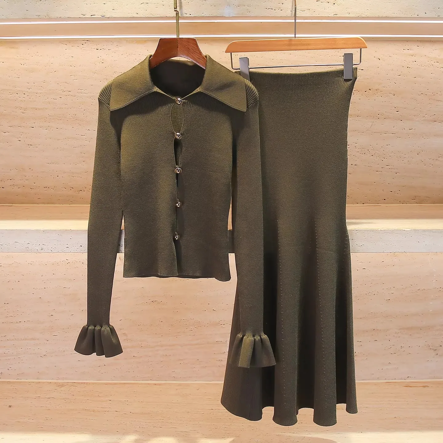 2026 New Design - French Dark Green Open-Weave Slimming and Aesthetic Sleeve Knitted Cardigan + Skirt Set for Women