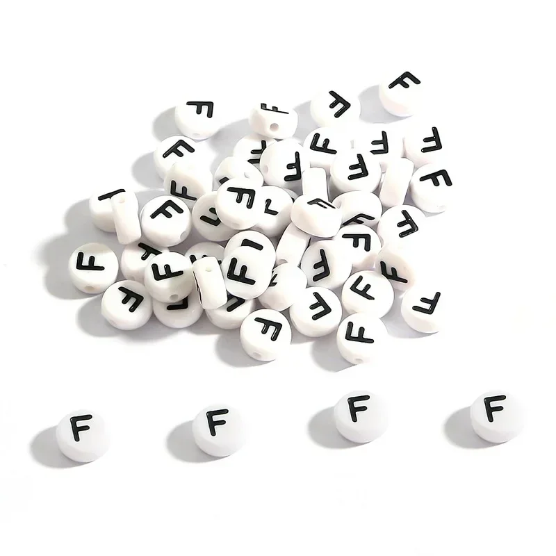100-500 Stück Acryl A-Z 26 Buchstabenperlen Weiße Runde Alphabetperlen mit Löchern für Schmuckherstellung Halskette Armband Zubehör