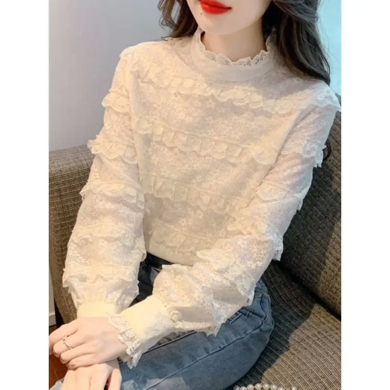 New Autumn and Winter Lace and Plush Thick Half High Neck Warm Bottom Shirt for Women Stylish and Stylish Interior Small Shirt