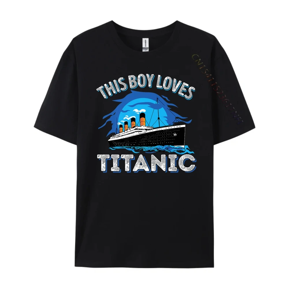 هذا الصبي يحب Rms Titanic مجرد صبي يحب قمصان تيتانيك جرافيك تي شيرت مخصص تي شيرت المهوس Camiseta
