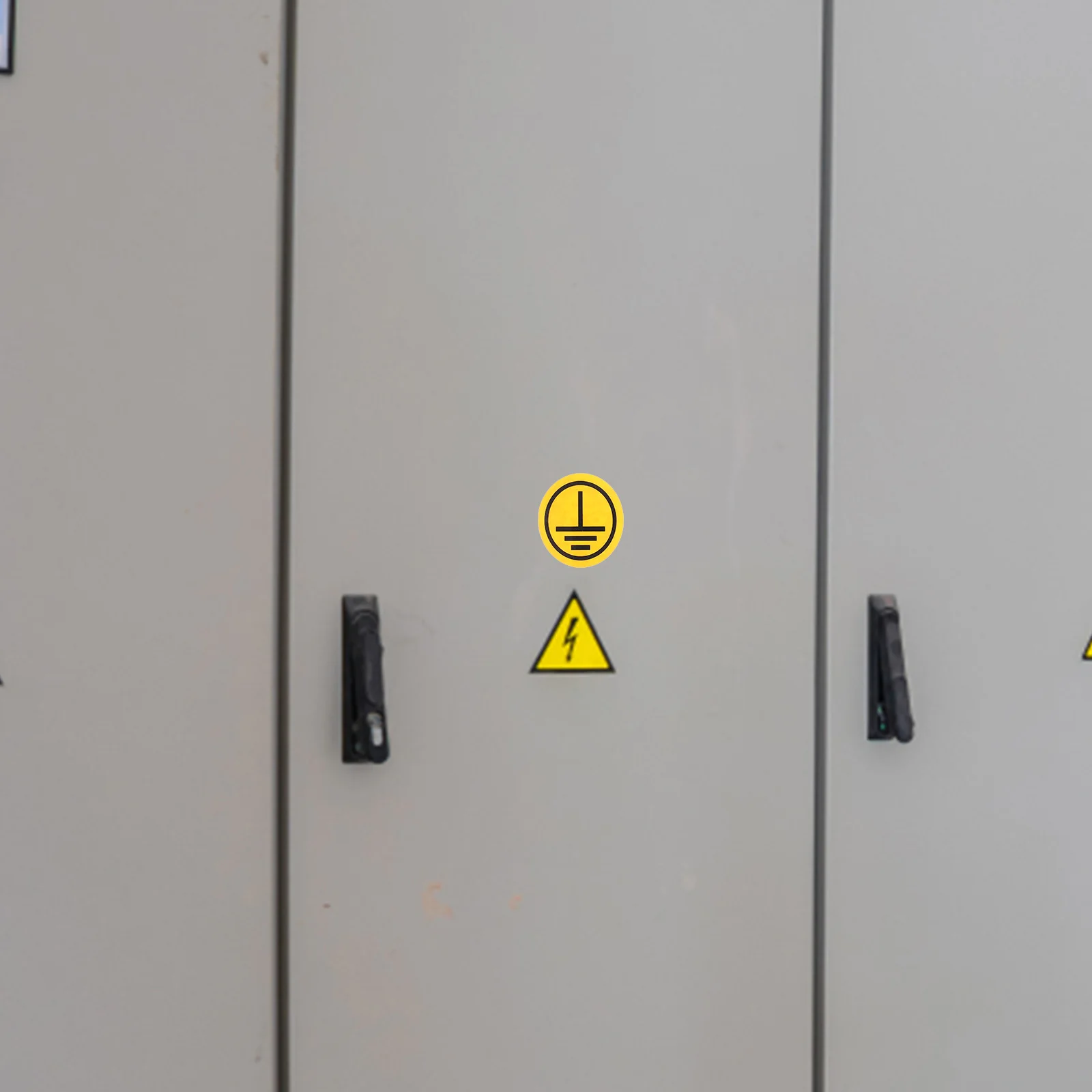 

5pcs 1 Sheet Protective Earth Ground Symbol Warning Sticker Electrical Grounding Label Machinery Safety Sign Waterproof Adhesive