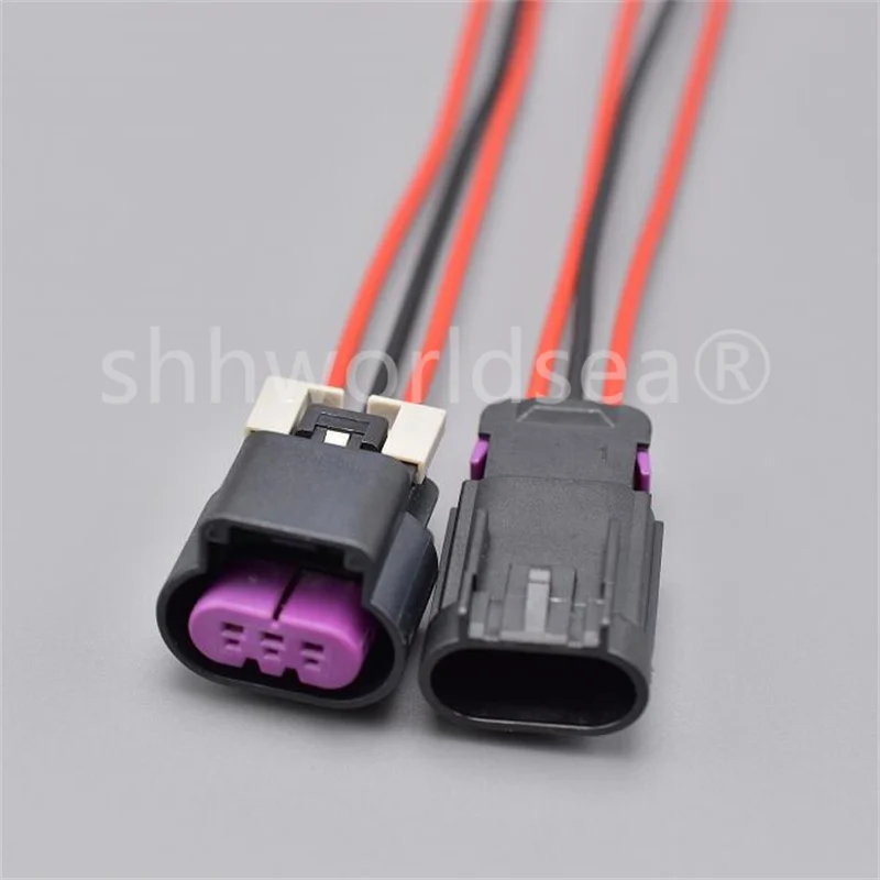 1Sets 3Pin 15326808 13519047 3 Way GT 150 auto Plug for Fuel Sensor Applications connector