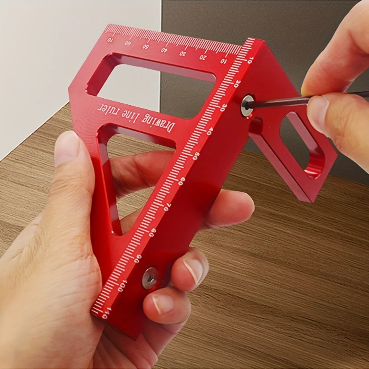 Upgrade Your Woodworking Toolkit With This High-Precision Aluminum Alloy Miter Triangle Ruler!