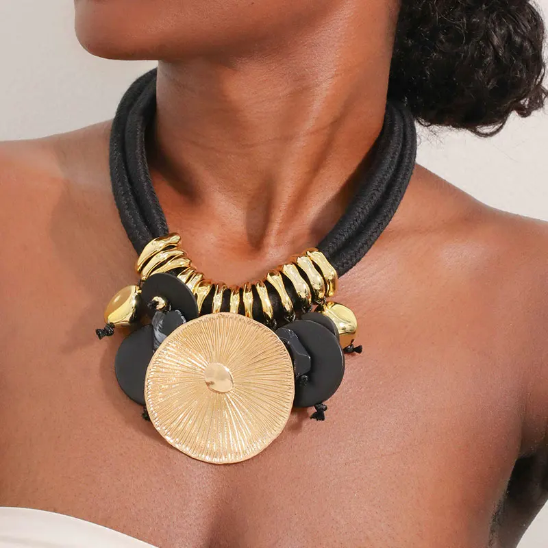 Statement-Perlenkette mit rundem Anhänger für Damen und Mädchen, Hochzeit, Party-Schmuck