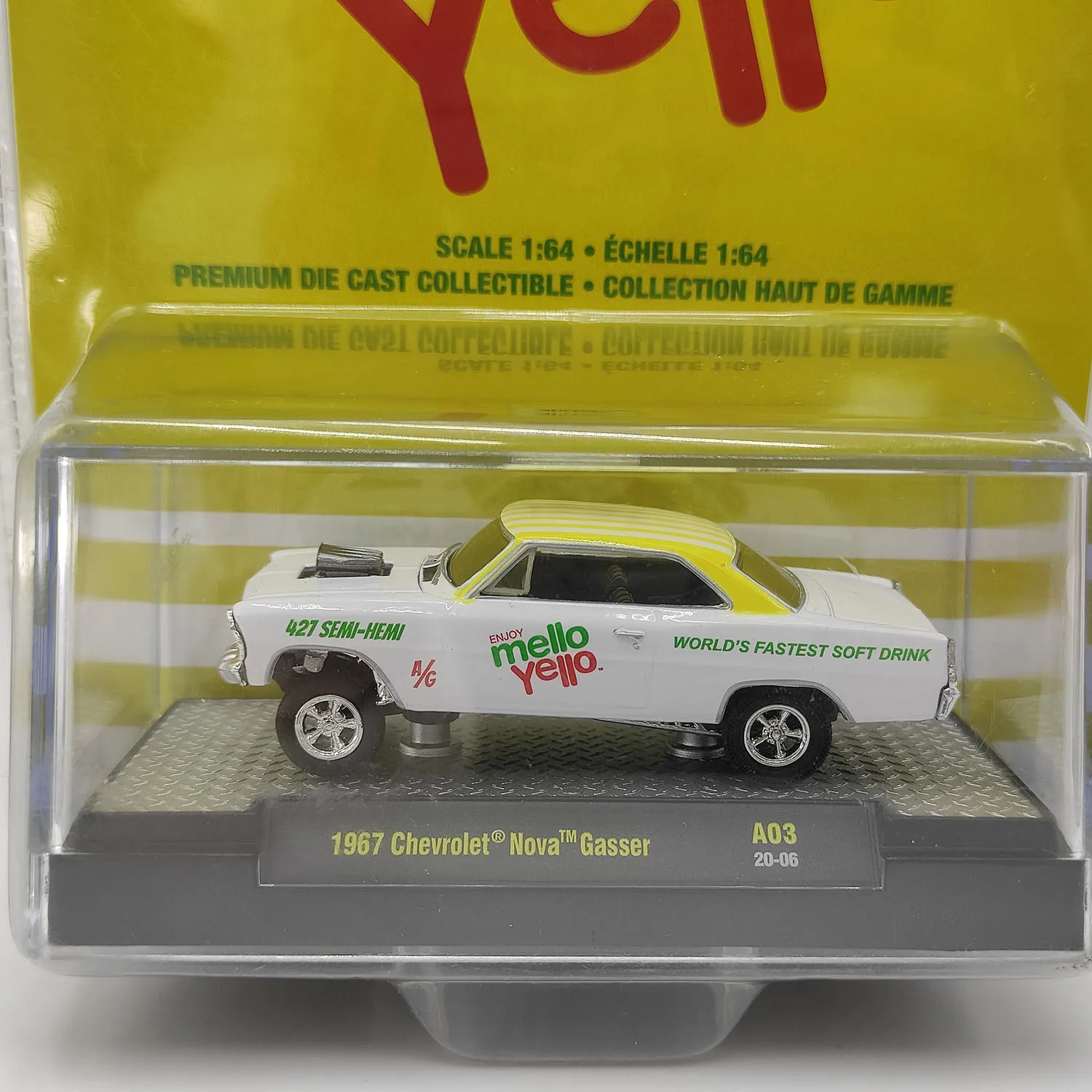 

Модель автомобиля из сплава M2 в масштабе 1/64 1967 Chevrolet Nova Gasser