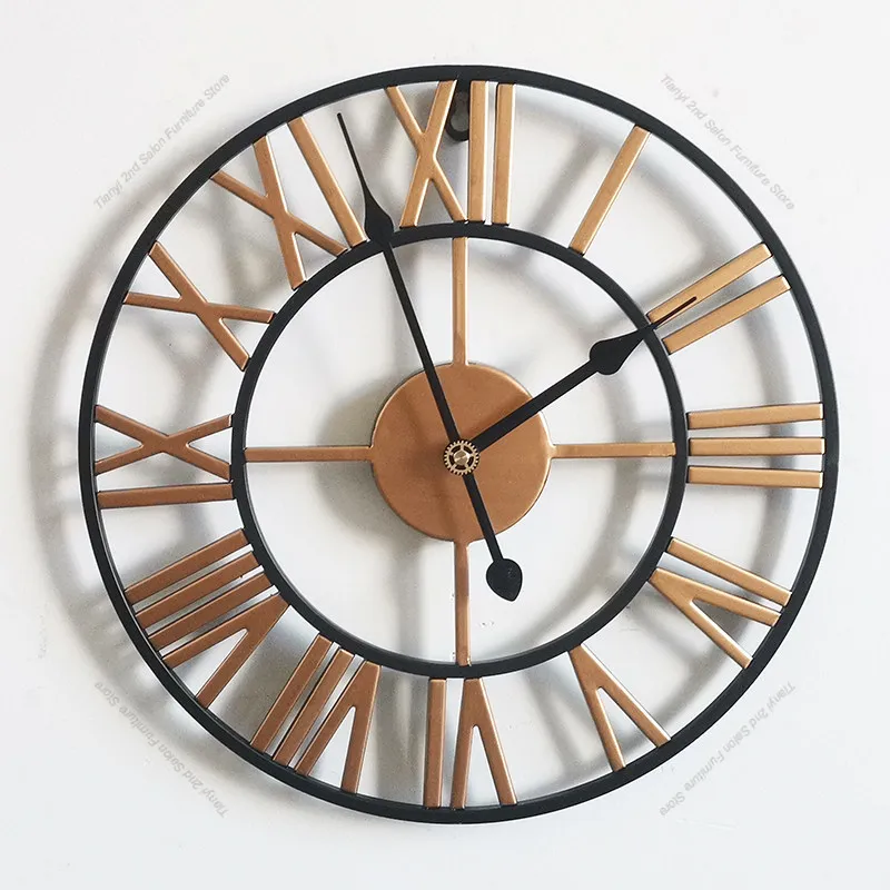 Nordic Creative Wall Clock Modern Design Iron Art Roman Numeral Industrial Style Wall-mounted Metal Clock Home Decoration FYWC
