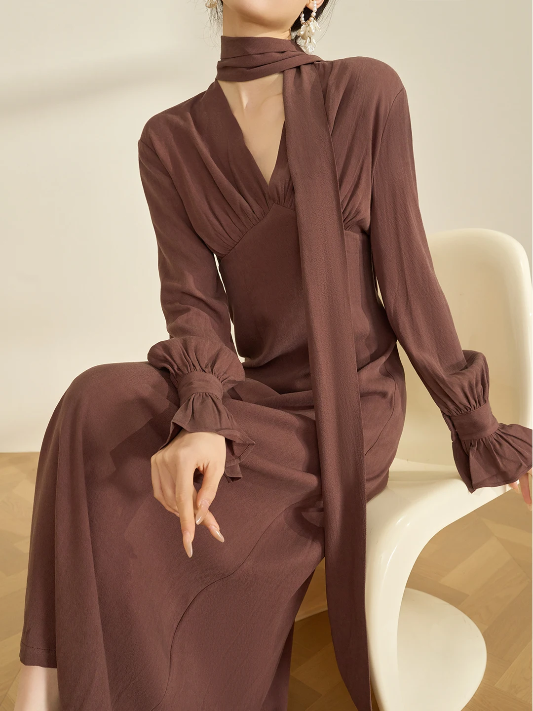 

Ele V-ne Long Sve Waist-cinched Dr Women's Faion Spring New Sle Ci Commute H-pe Skirt Single Piece