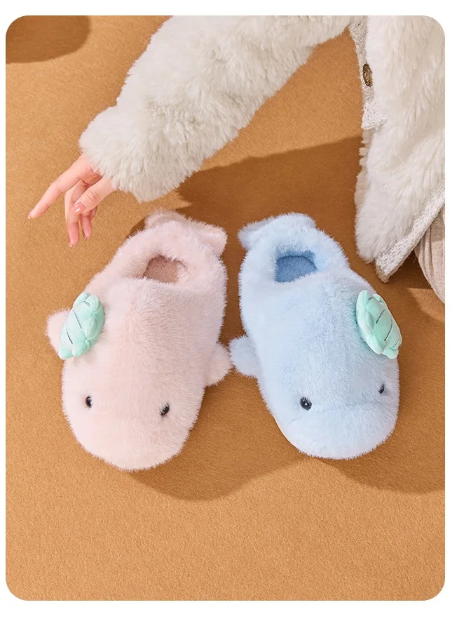 Neue Niedliche Plüsch-Delfin-Hausschuhe für Damen mit Muschel-Applikation, Gemütliche Offene Rückseite, Flauschige Indoor-Schuhe, Warme Winter-Hausschuhe für Frauen – Detail 4