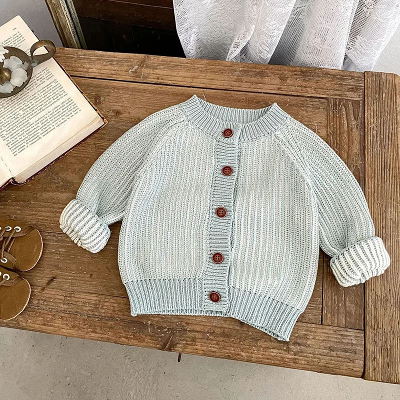 2026 ربيع جديد فتيات صغيرات يتدربن على المشي الفتيان الحياكة سترة سترة الوليد طفل الفتيات الفتيان سترة معطف 0-3 سنوات ملابس الأطفال