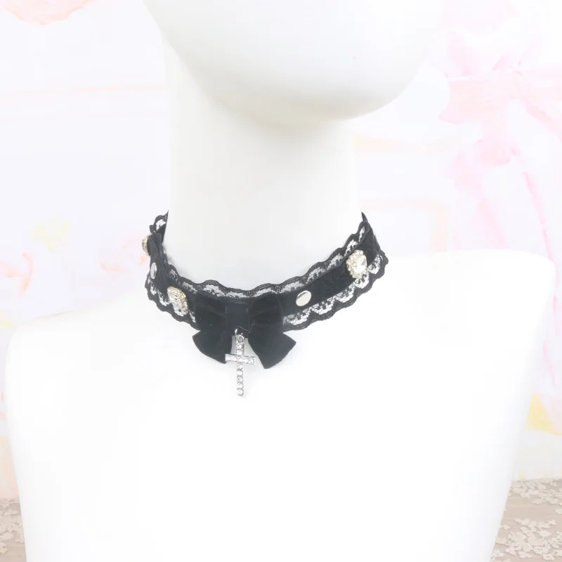 Gothic Lolita Velvet Choker Necklace with Bow Cross Sweet Girl‘s Necklace Goth Lace Vintage Y2K Girls  Jewelry Accessories