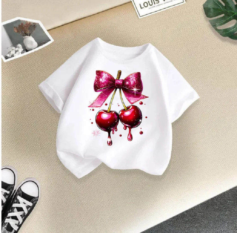Toddler T-shirt – Summer Fashion: Short-sleeved casual kids 'top with loose fit and versatile design; girls' round-neck half-sle