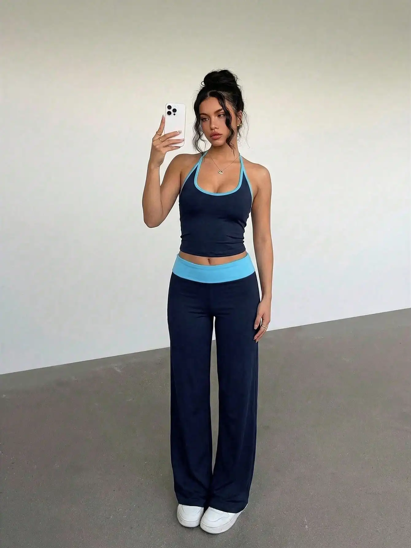 

Women's Casual Contrast Trim Halter Tank Top And Wide Leg Pants Set